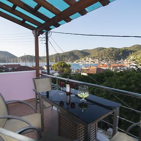 Odysseos St. Loft 바티