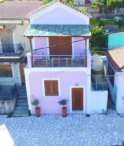 Case de vacanță Odysseos St. Loft *