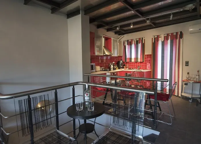 Odysseos St. Loft