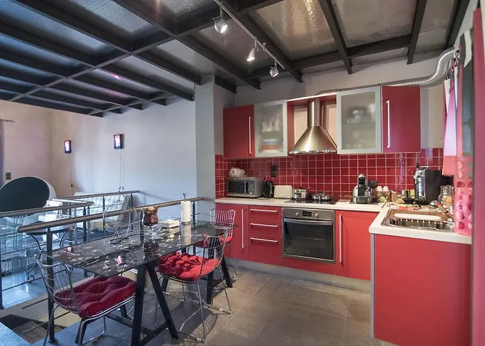 Odysseos St. Loft