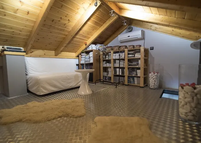 Odysseos St. Loft Case de vacanță *