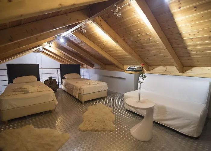 Case de vacanță Odysseos St. Loft *