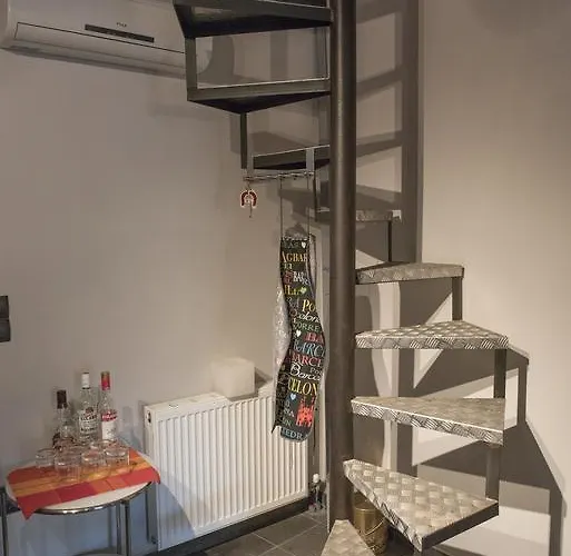 Odysseos St. Loft *