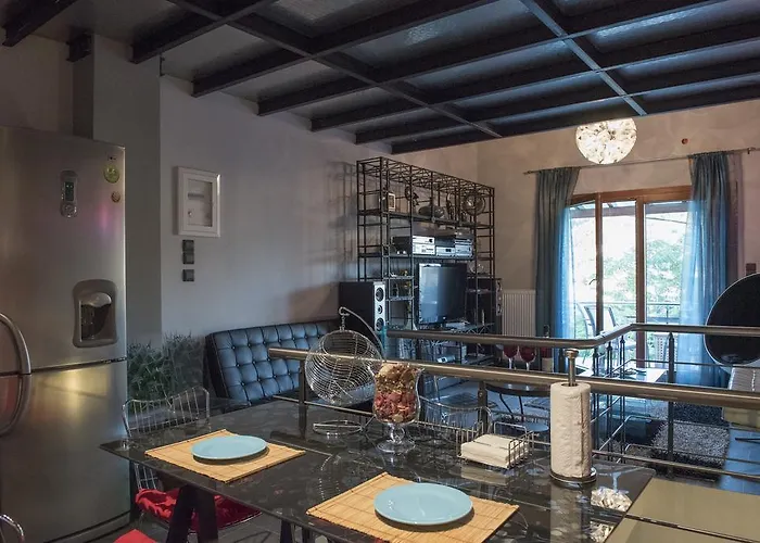 Odysseos St. Loft