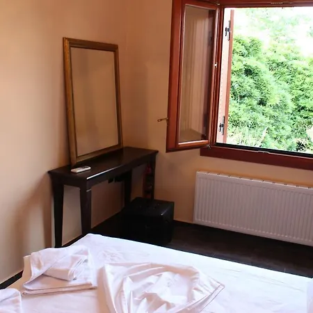 Odysseos St. Loft *