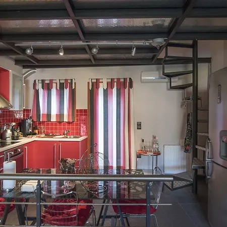 Odysseos St. Loft Tatil Evi